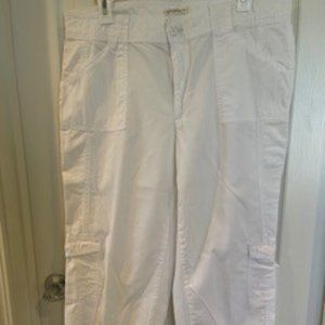 Living Planet White Capri Cargo Pants 14